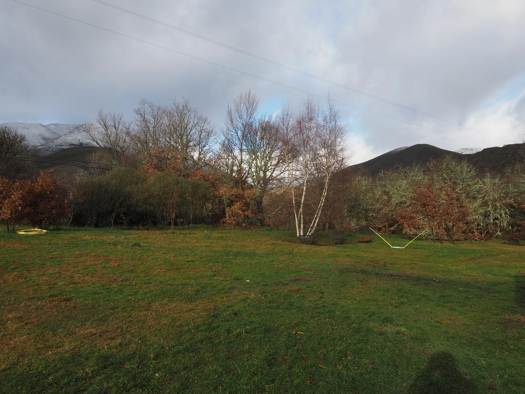 Vila Planet Ancares Candín Exteriér fotografie