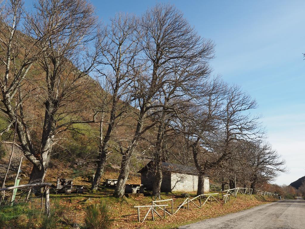 Vila Planet Ancares Candín Exteriér fotografie