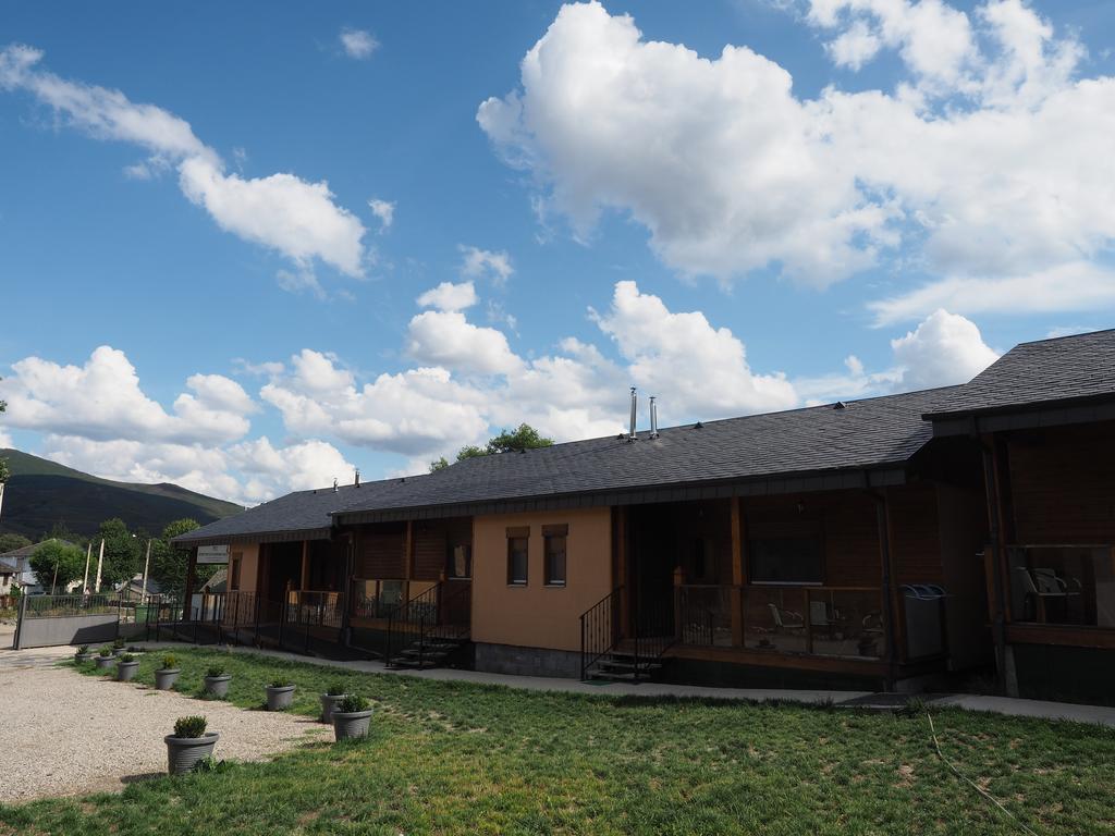 Vila Planet Ancares Candín Exteriér fotografie