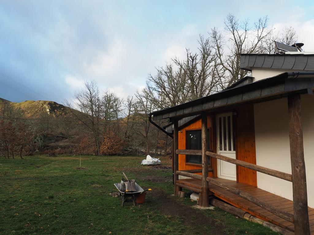 Vila Planet Ancares Candín Exteriér fotografie