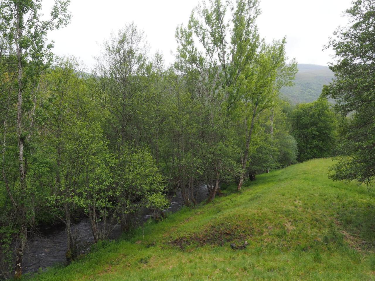 Vila Planet Ancares Candín Exteriér fotografie